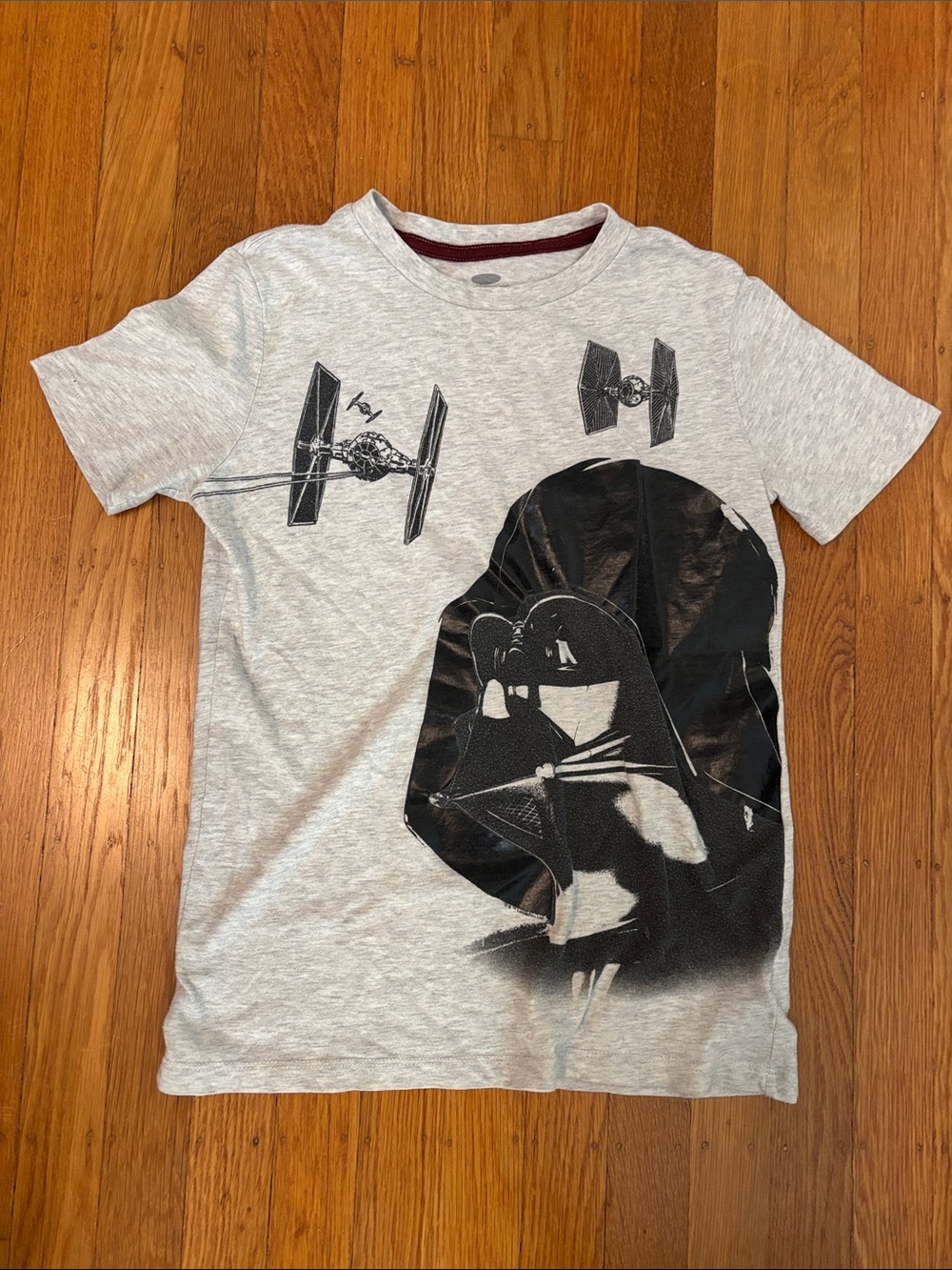 Old Navy Light Gray Star Wars Darth Vader Graphic Tee